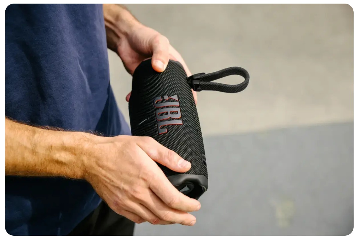 JBL-Charge-6-02